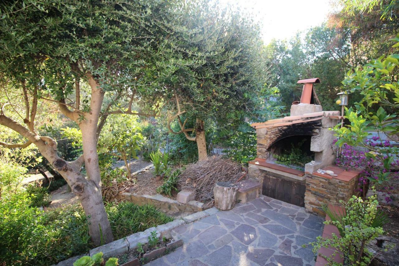 Appartamento Con Giardino Торре-дей-Корсарі Екстер'єр фото